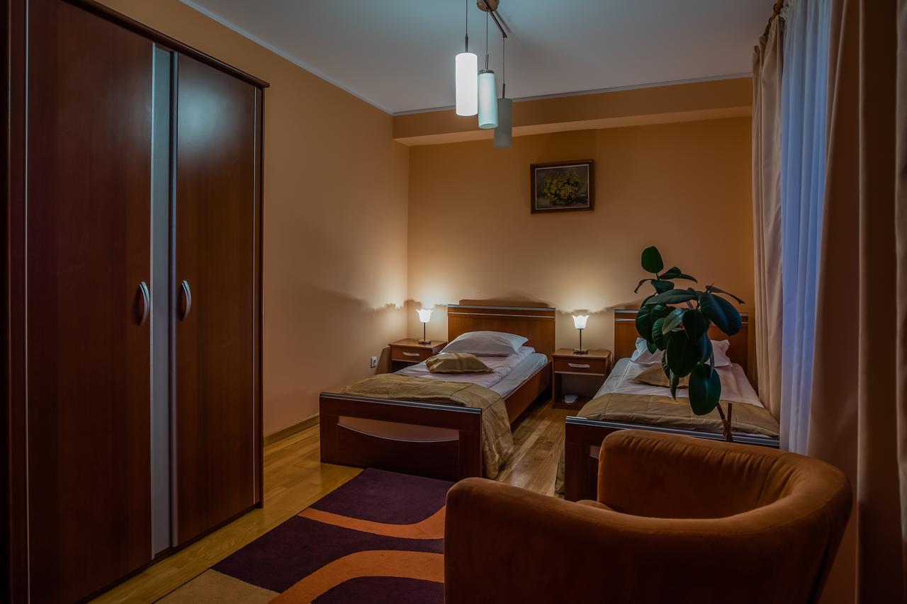 Hotel Maria Rădăuţi Eksteriør bilde